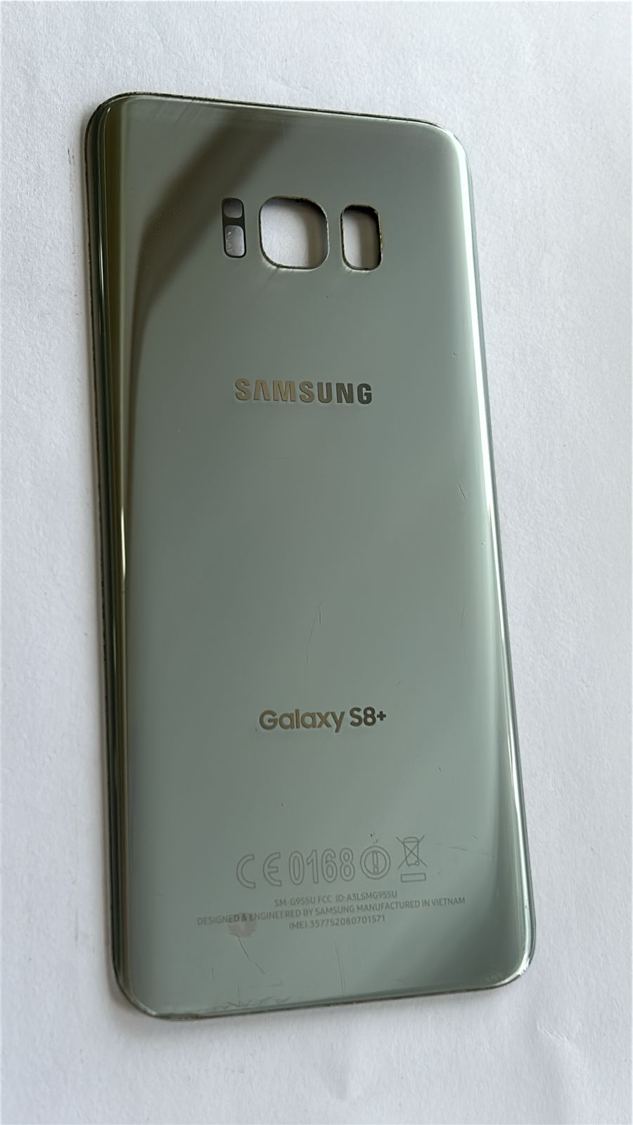 Tapa Samsung S8 Plus Usada Original con Rayones Plata